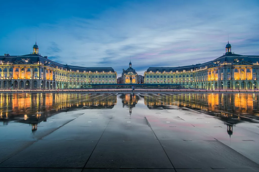 la Place de La Bourse à l'heure bleue à Bordeaux, cours photo pose longue