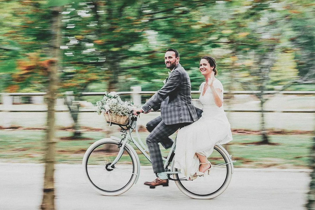 les mariés à vélo