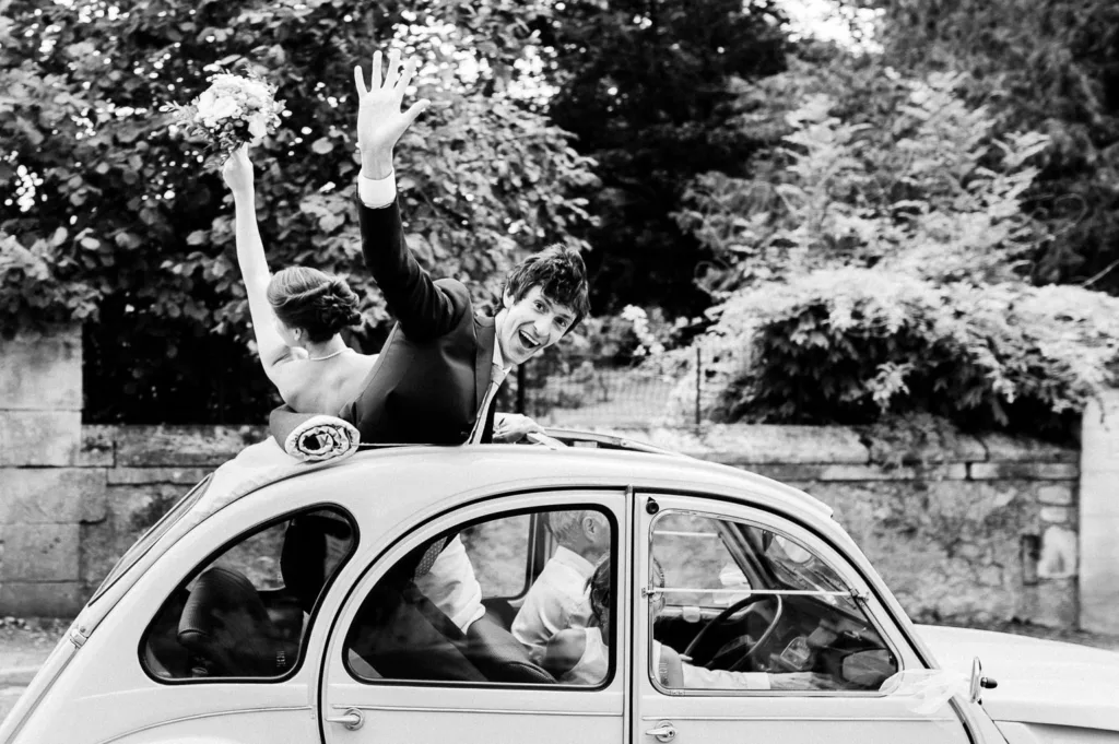 les mariés en 2cv